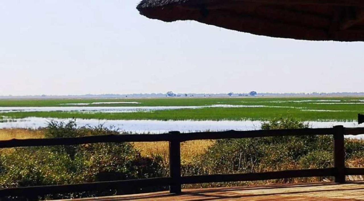 Mwandi View Hotel Kavimba Kültér fotó
