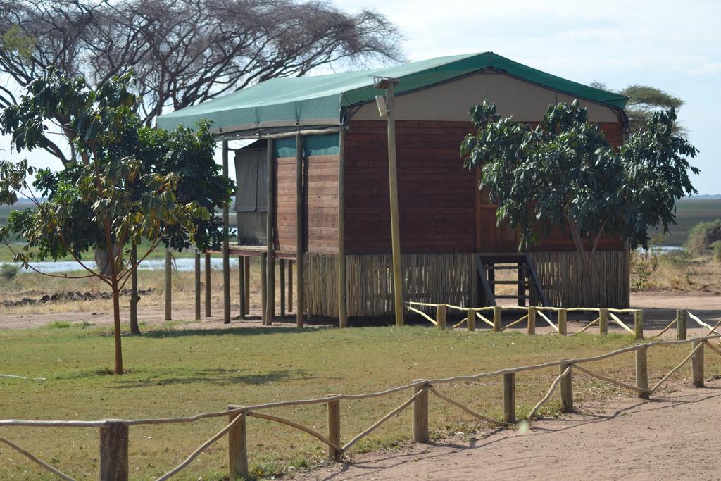 Mwandi View Hotel Kavimba Kültér fotó